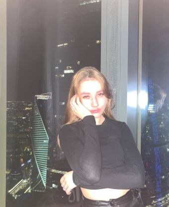Я предлагаю широкий спектр услуг, которые подойдут даже самым требовательным господам. Встретимся, и я покажу тебе, что такое настоящий эротический массаж, фантазии воплотятся в жизнь!
💋 У меня множество возможностей, чтобы угодить тебе. Я открыта для экспериментов и готова рассказывать и слушать твои самые сокровенные фантазии. Доверься мне, и я покажу тебе райские ощущения блаженства.
💕 У меня отличные отзывы от моих клиентов - они ценят мою индивидуальность, талант и нежность. Посмотри несколько фото, и ты поймешь, что будешь в нежных руках профессионала.
🌸 Живу в Москве, готова приехать в любую часть города, чтобы встретиться с тобой и подарить тебе незабываемые моменты интимного счастья. Добавь яркости в свою жизнь и позволь мне стать твоей самой заводной и манящей фантазией. Жду тебя, чтобы сделать наше свидание незабываемым! 💗 Мари