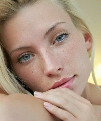 👄 У меня шикарные формы и манящий взгляд, от которого ты не сможешь устоять. 😍 У меня есть фото, чтобы ты мог увидеть, насколько я сексуальная 😘. Мои услуги включают все, что может доставить тебе радость и удовлетворение. 💋 Также, у меня есть отличные отзывы, которые подтверждают мою безупречность и ненасытность. ✨ Я живу в Москве, и готова к приятному свиданию в любое время. 😈 Обещаю, ты не пожалеешь о выборе, и мы проведем время, о котором ты давно мечтал.💫 Жду твоего звонка, чтобы воплотить все наши фантазии и желания в реальность! 💖 Елена